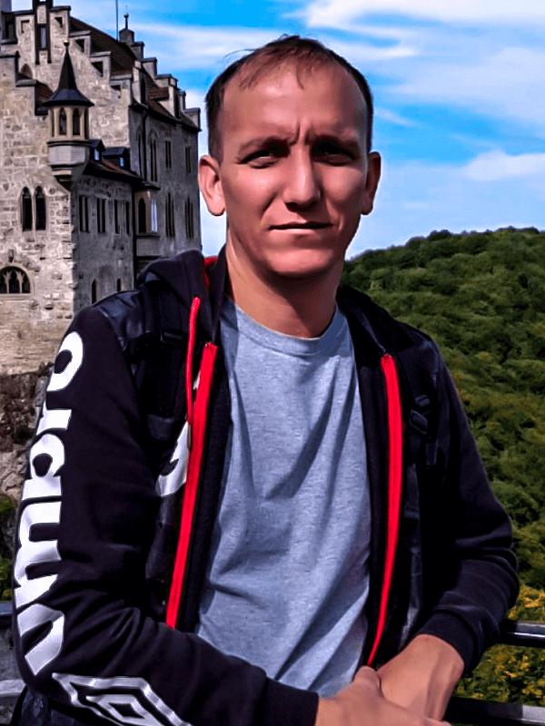 Денис Гомер